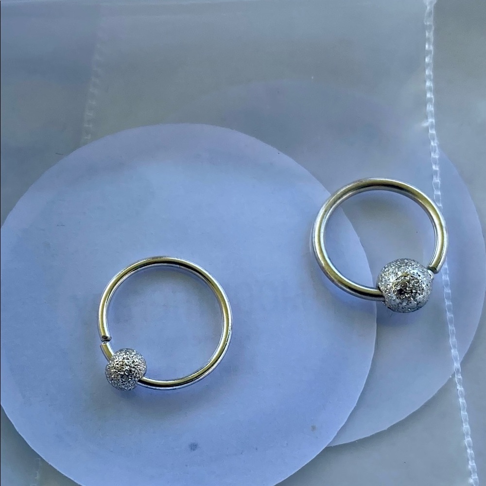 💕NIB Stardust Captive Bead Septum/Nose Ring Hoop💕 - Picture 8 of 14